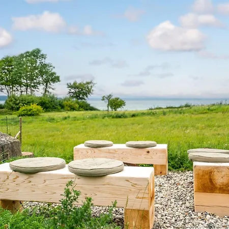 Anny - 100m From The Sea By Interhome *