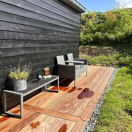 Anny - 100m From The Sea By Interhome